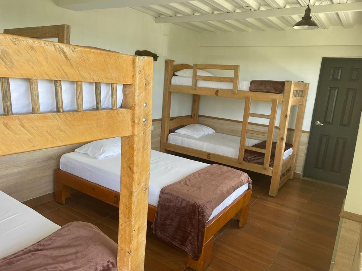 Hostal Casa De Los Taitas Саленто Экстерьер фото