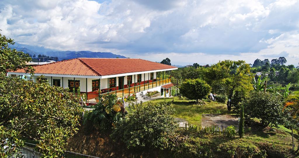 Hostal Casa De Los Taitas Саленто Экстерьер фото