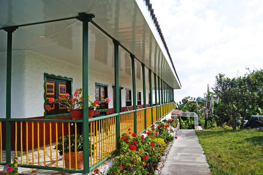 Hostal Casa De Los Taitas Саленто Экстерьер фото