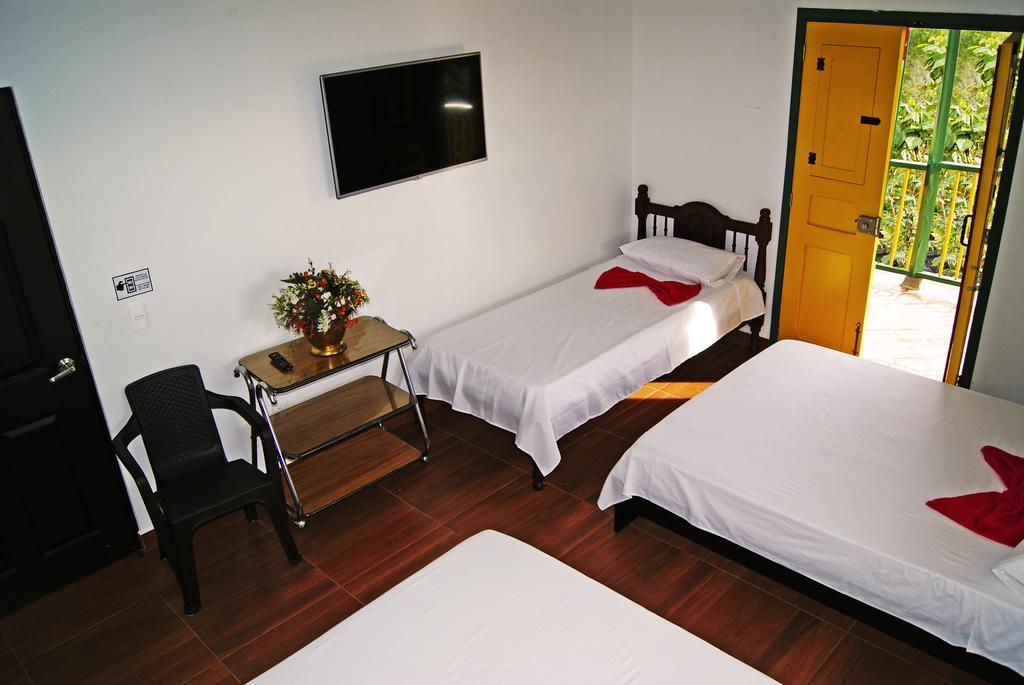 Hostal Casa De Los Taitas Саленто Экстерьер фото